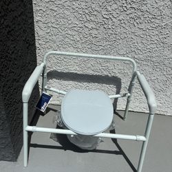 Drive Medical 3-in-1 bedside commode chair 