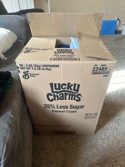 Women’s clothes Medium & Large mixed