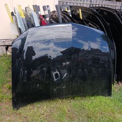 2024-2026 Cadillac XT4 Hood OEM