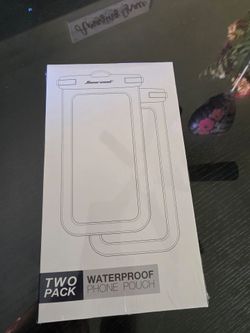Phone pouch