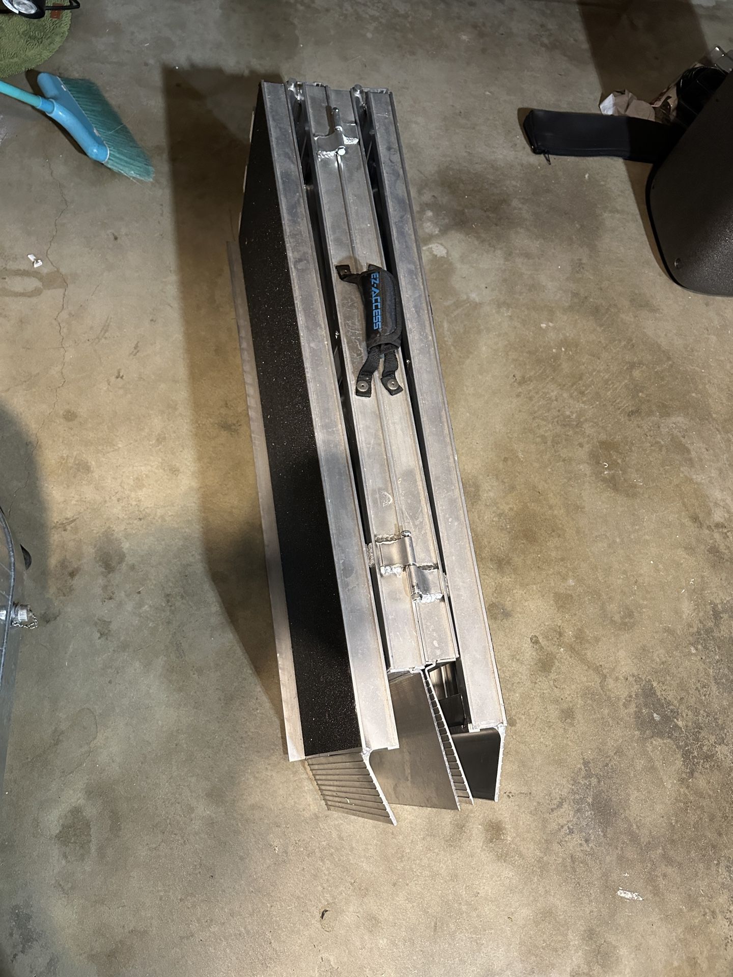 7ft X30” Suitcase Foldable Ramp