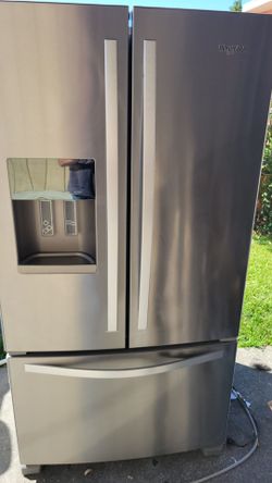 WHIRLPOOL REFRIGERATOR WORKS GREAT CAN DELIVER ANYWHERE