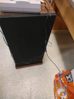 Two Stereo Speakers Work Great Nothing Wrong With