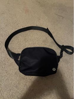 Lululemon bag