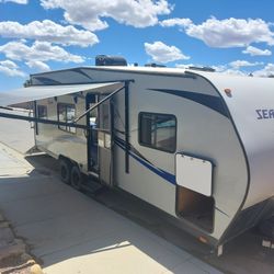 2017 Sea Breeze Toyhauler 27FSB