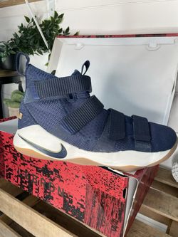 Nike LeBron Soldier XI Midnight Navy/Metallic Gold | Size 11 | 897644-400
