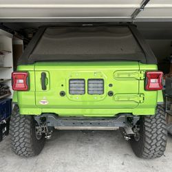 Jeep JL OEM LED taillights 