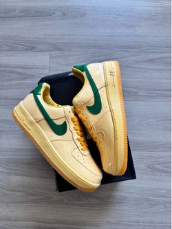 Size 10 men Nike Air Force 1 Low '07 'University Gold'