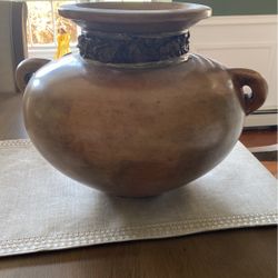 Beige/brown Vase