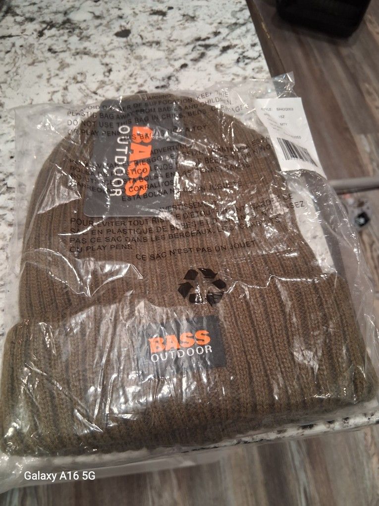 BASS OUTDOOR Women's Large Gauge Knit Hat