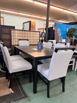 🔥Hot Deal🔥Brand New 7pc Dining Set: Table with Six Chairs $699, Payment available, Delivery Available