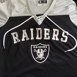 Woman’s Las Vegas Raiders Team V-Neck Jersey