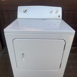 MINT CONDITION KENMORE DRYER