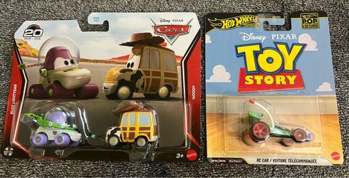 Hot Wheels Disney Pixar Buzz Woody & RC Car