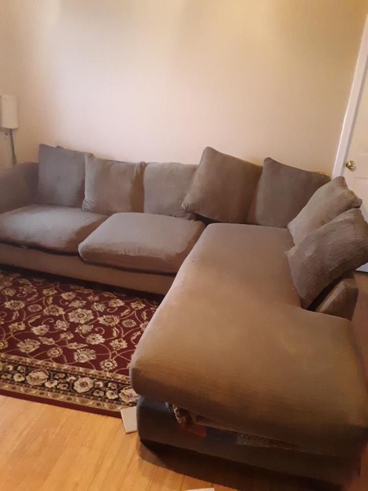 Couch-sectional