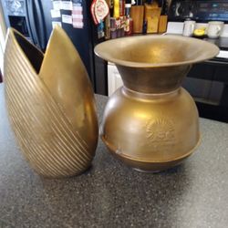 SOLID. BRASS. VASE. &. SPITOON.   10.5. TO. 12   INCHES TALL