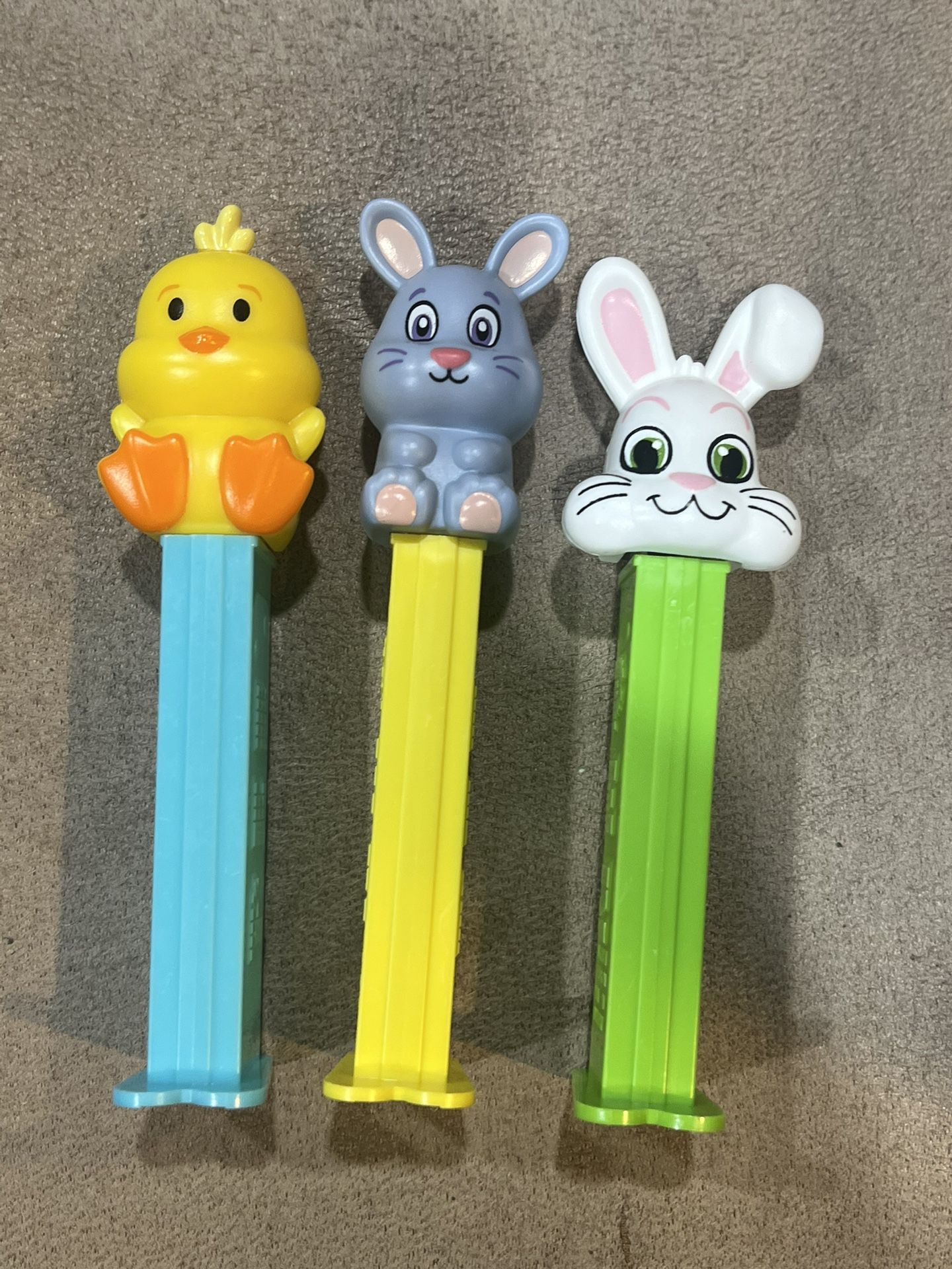 Lot of 3 Pez Easter 2021  Bunny Chick