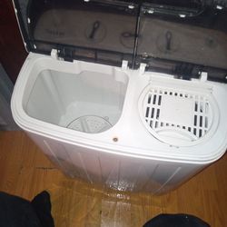 Portable Two In One Compact Mini Twin Tub Washer And Dryer. 