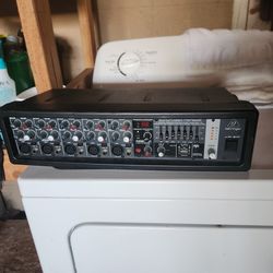 Behringere PMP550M 500wat 5 chanel powered mixer