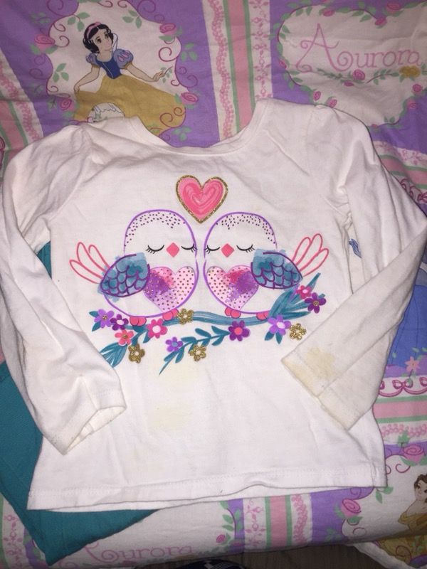 Children’s outfit 2T