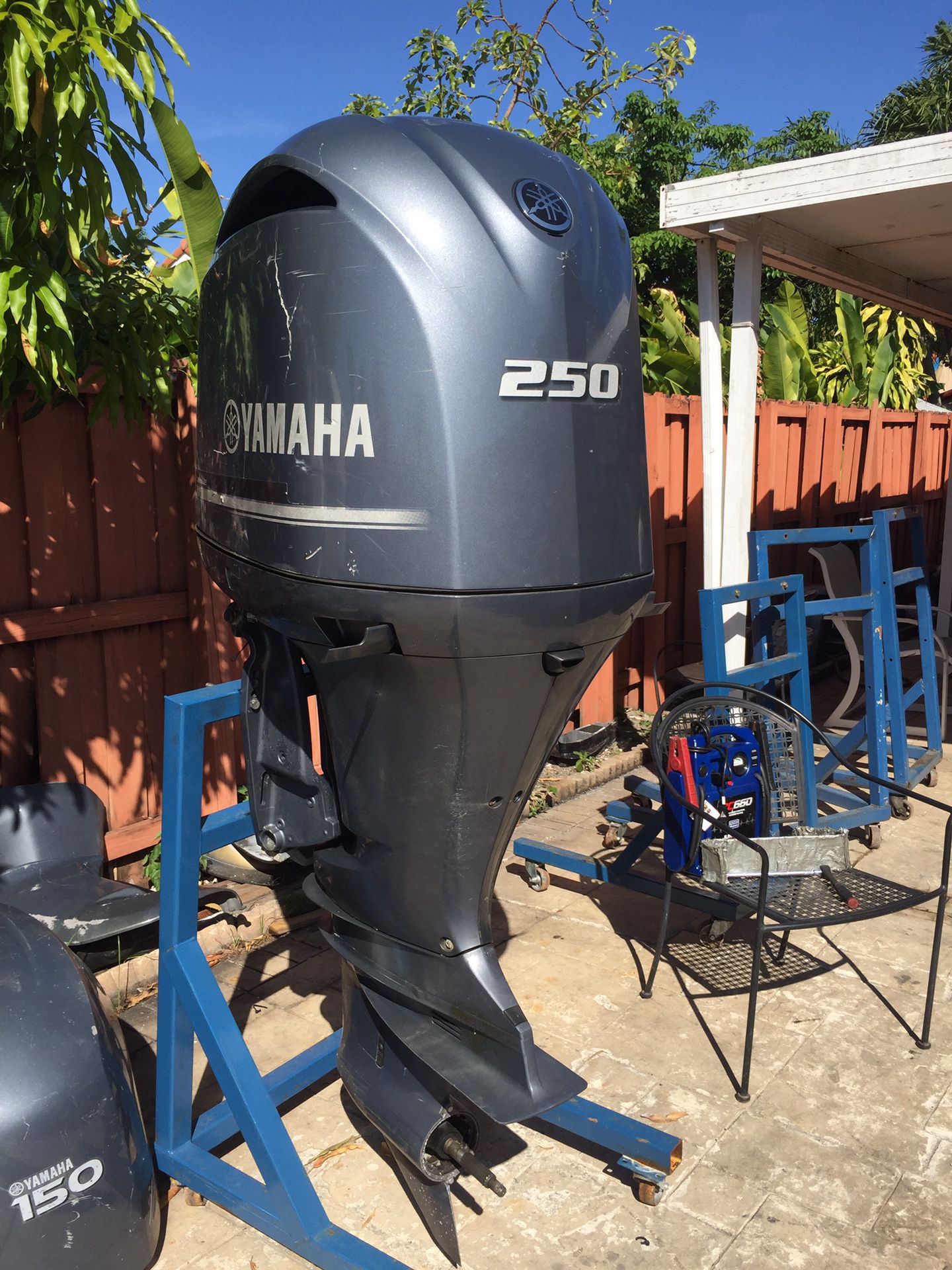 2017 Yamaha F 250 hp 4.2 Liter Four Stroke Outboard Motor (Read Ad)