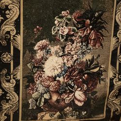 BEAUTIFUL VINTAGE WALL TAPESTRY