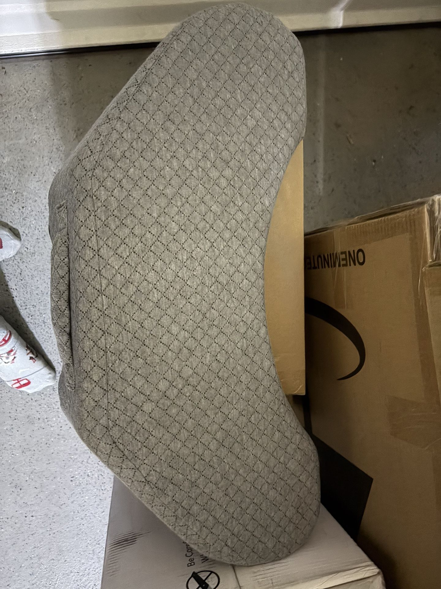 Bedsore Pressure Relief Pillow, Grey – Offload Pressure to Prevent Bed Sores & Ease Turning – 30° Positioning, Cooling Gel Top, 2 Non-Skid Removable C