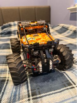 LEGO Technic 4X4 X-treme Off-Roader 42099 Complete Set, Battery Powered