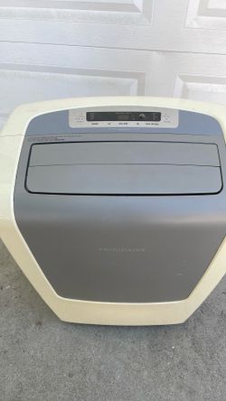 Frigidaire ac portable great condition with remote control  115 v