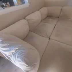 Cream Fultonham 6 - Piece Rearrangeable Sectional