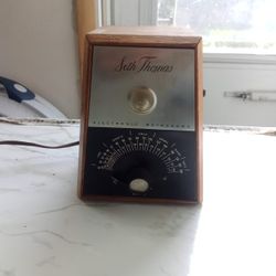 Vintage 1974 Seth Thomas Electronic Metro E962-000 Wood Box Tested VG Co

