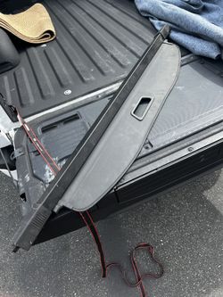 Jeep Grand Cherokee Trunk Cover