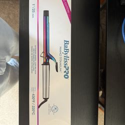 Limited Edition Babyliss Curling Iron