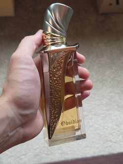 Obsidian Extrait de Parfum Fragrance Bottle