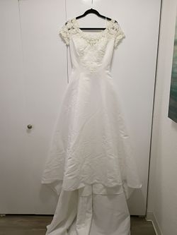 A-line wedding dress