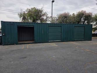Semi truck container storage