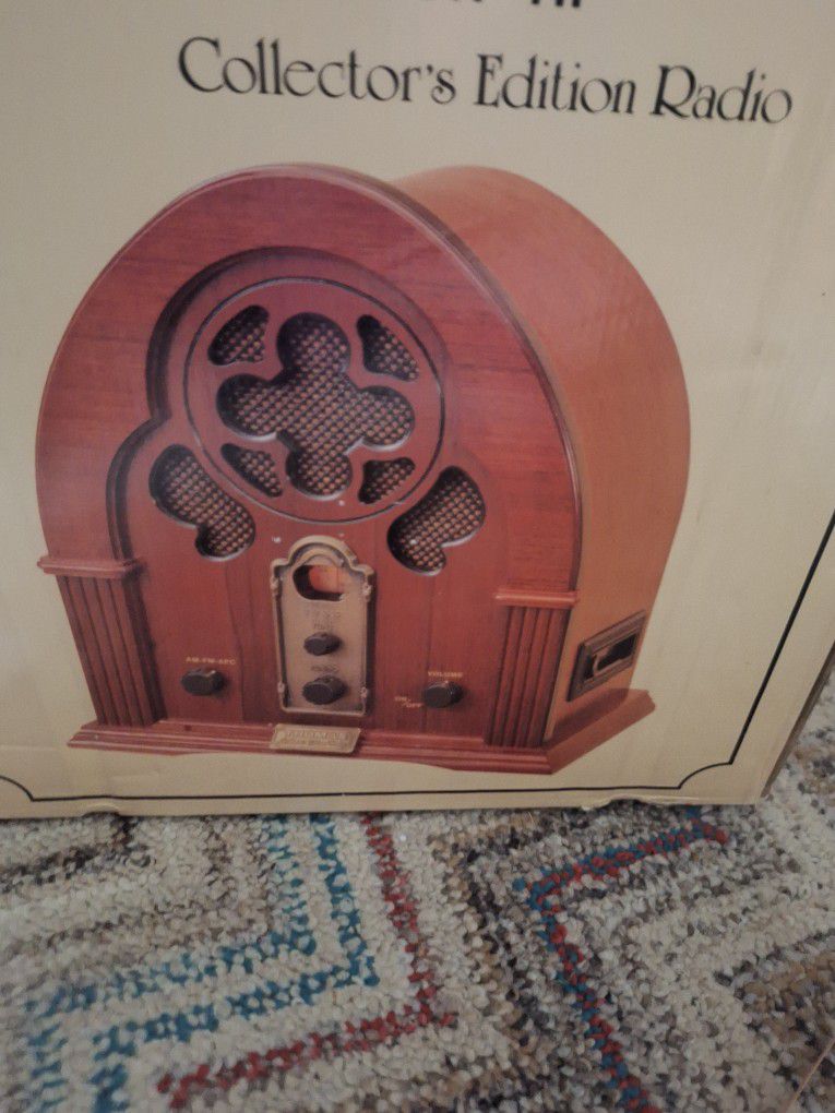 vintage Thomas radio