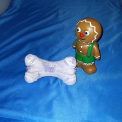 Gingerbread Man And Hartz Duraplay Bone Toy