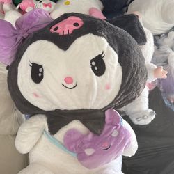 New 120 Cm Plushie’s Each,$120 Dollars 