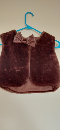 Girls velvet vest size 9