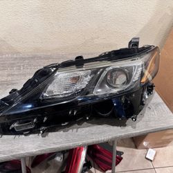 2020 To 2024 TOYOTA CAMRY LH HEADLIGHT