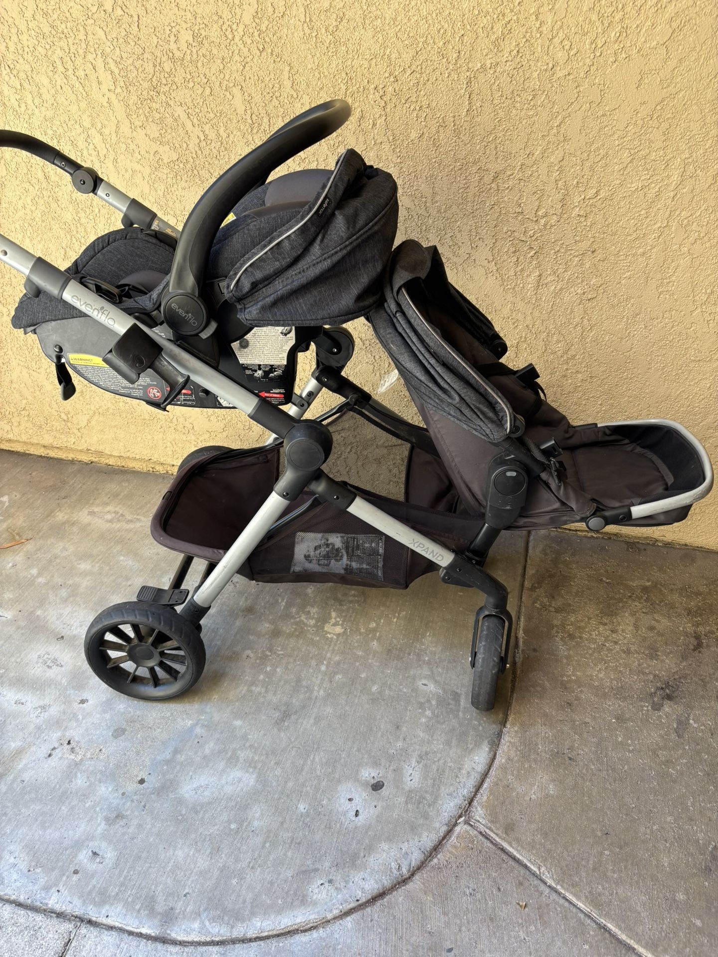 Evenflo Xpand Stroller And Car Seat