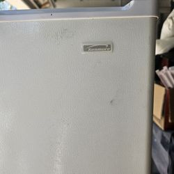 Kenmore 7 Cu Ft White Garage Refrigerator/freezer With Reversible Doors