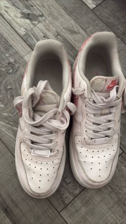 Nike Air Force low pink 8.5 women