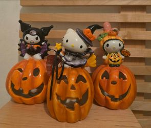 Hello kitty halloween ceramic