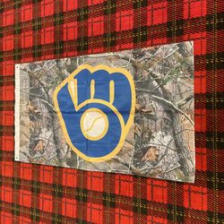 Brand New Milwaukee Brewers Banner Flag 