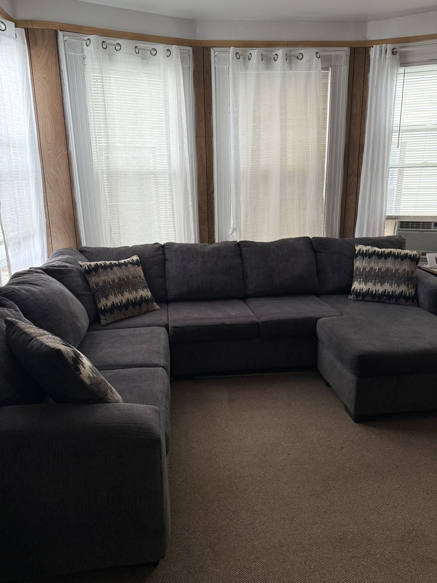 New Slightly Used Sectional