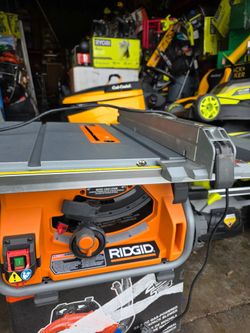 RIDGID CORDED 10"IN TABLE SAW LIKE NEW