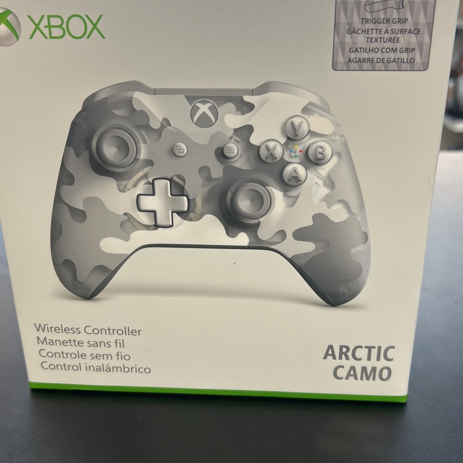 Fcp2344 Microsoft Xbox Controller Like New