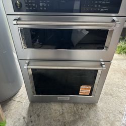 Brand New 30 Inches Kitchenaid Stainless Steel Wall oven Microwave Combo Both The Units Convection And Built In Air Fryer 